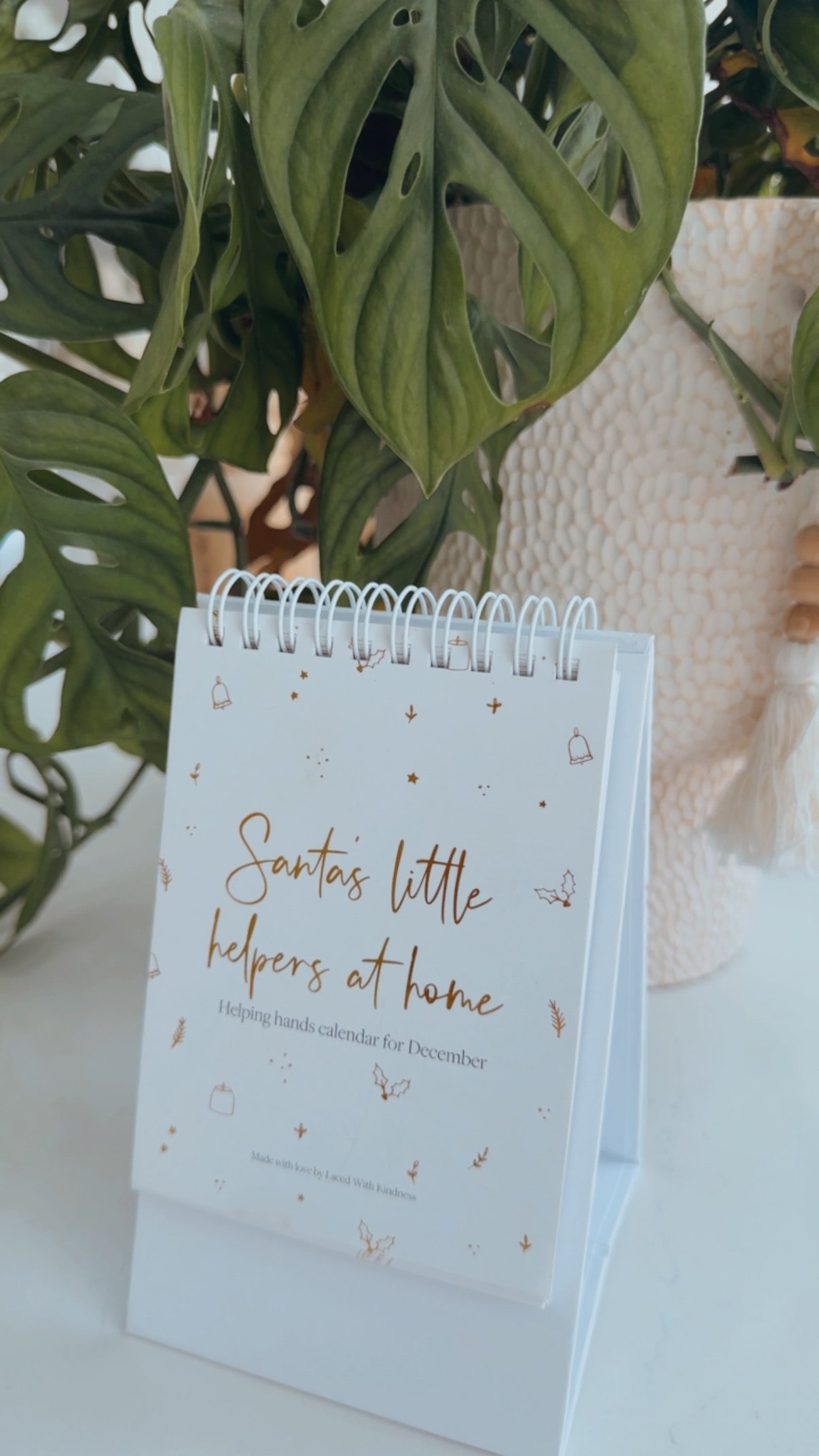 Helping hands calendar